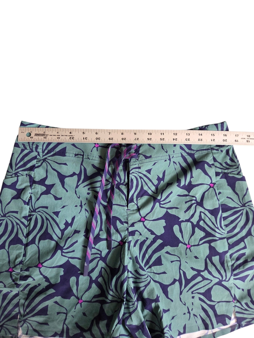 Title Nine Tropical Leaf Print Teal & Navy Board Shorts Large - Picture 2 of 7